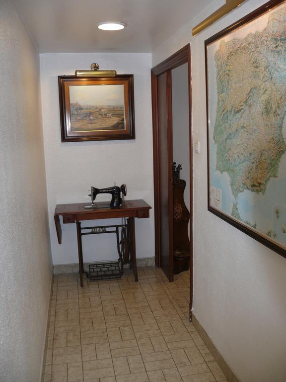Hostal Navasfrias Salamanca Exterior foto