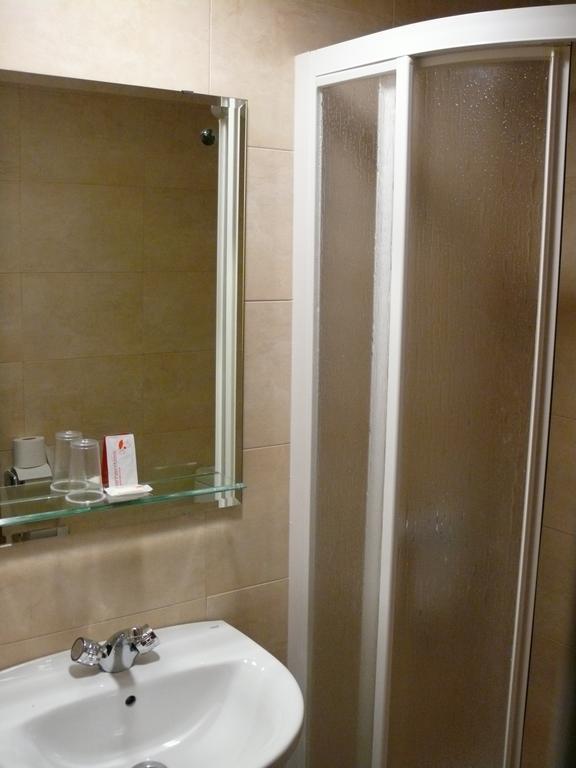 Hostal Navasfrias Salamanca Quarto foto